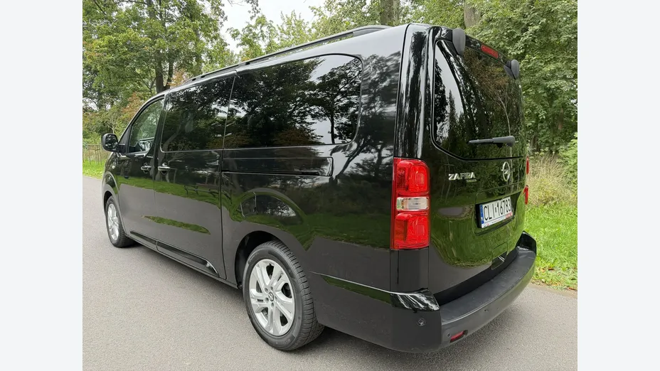 OPEL Zafira Life -