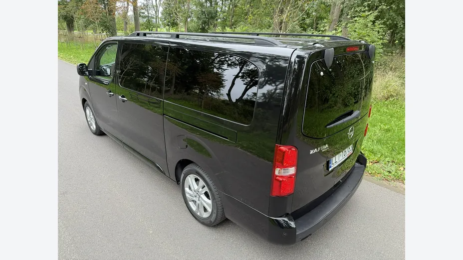 OPEL Zafira Life -