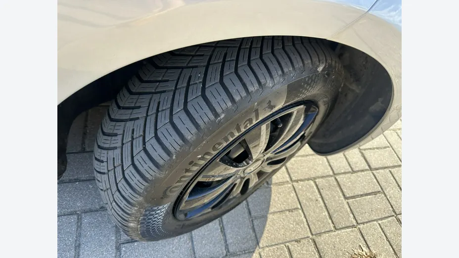 MERCEDES-BENZ A Klasa -