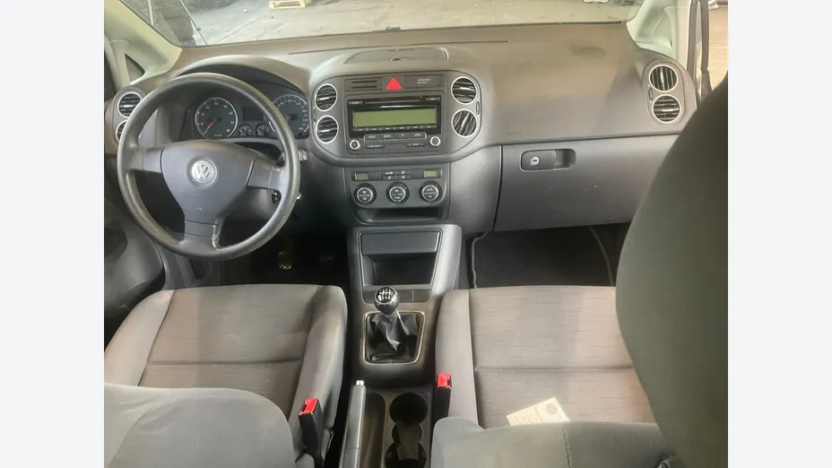 VOLKSWAGEN Golf Plus -