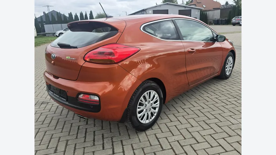 KIA ProCeed -