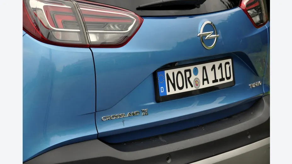 OPEL Crossland X -