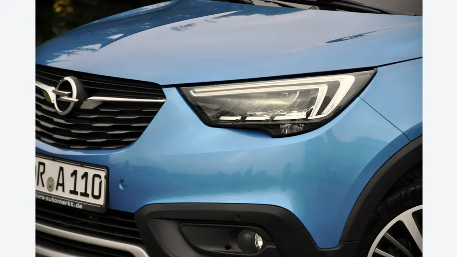 OPEL Crossland X -