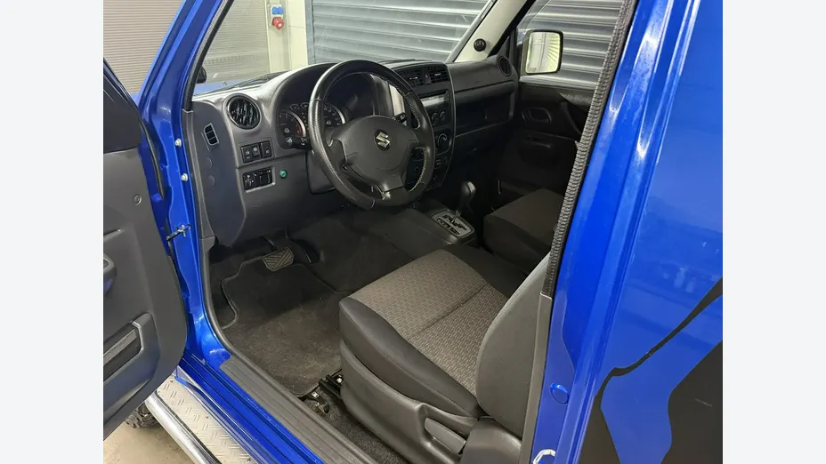 SUZUKI Jimny -