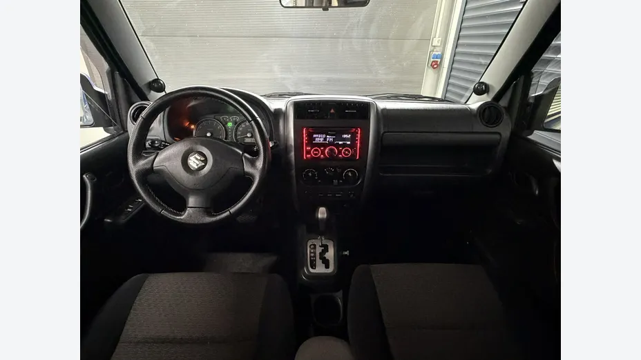 SUZUKI Jimny -