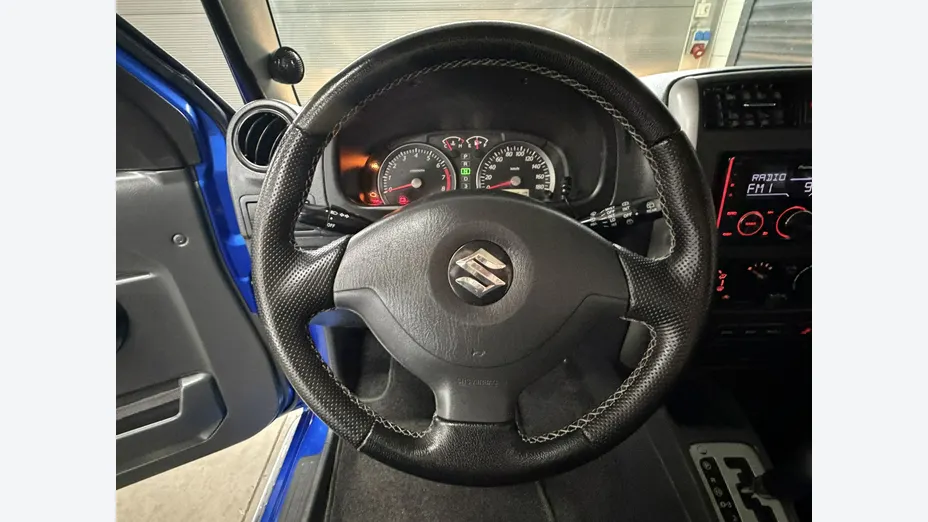 SUZUKI Jimny -