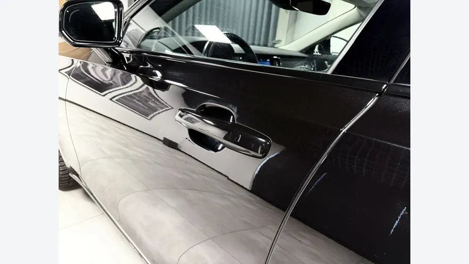 VOLVO V90 -