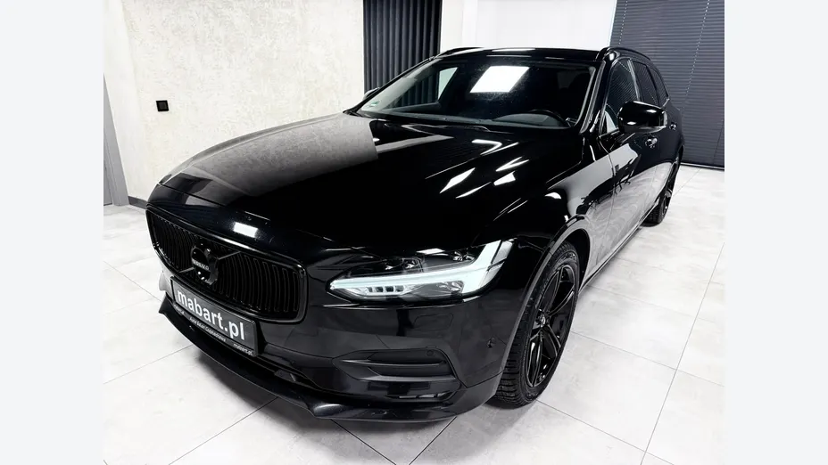 VOLVO V90 -