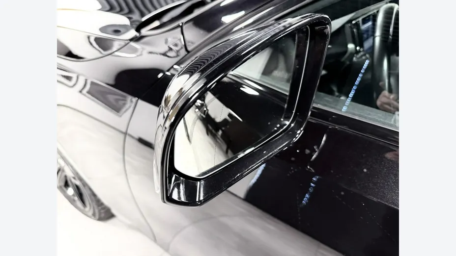 VOLVO V90 -