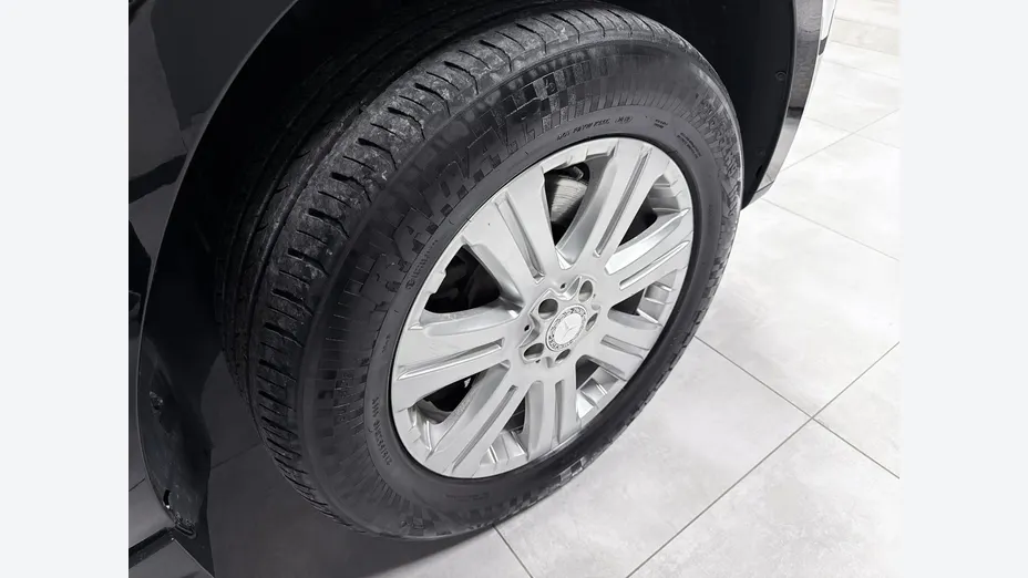 MERCEDES-BENZ GL -