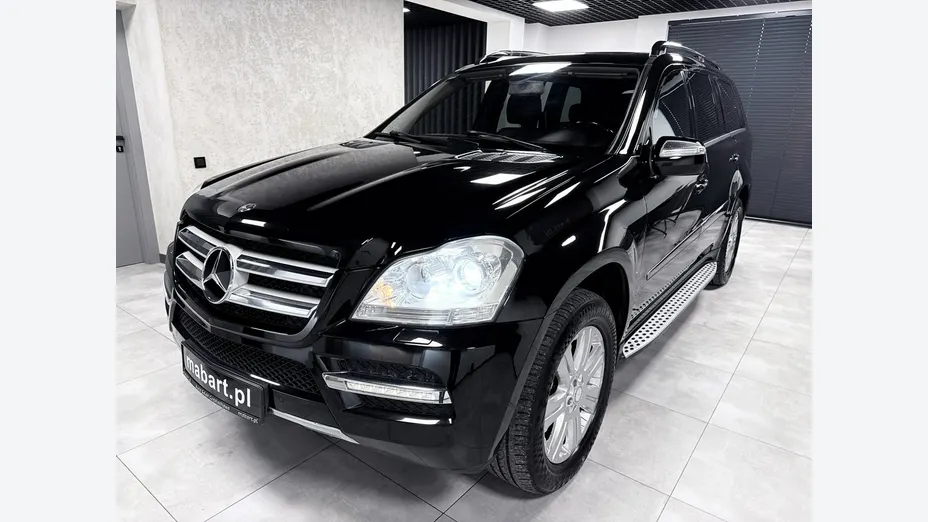 MERCEDES-BENZ GL -