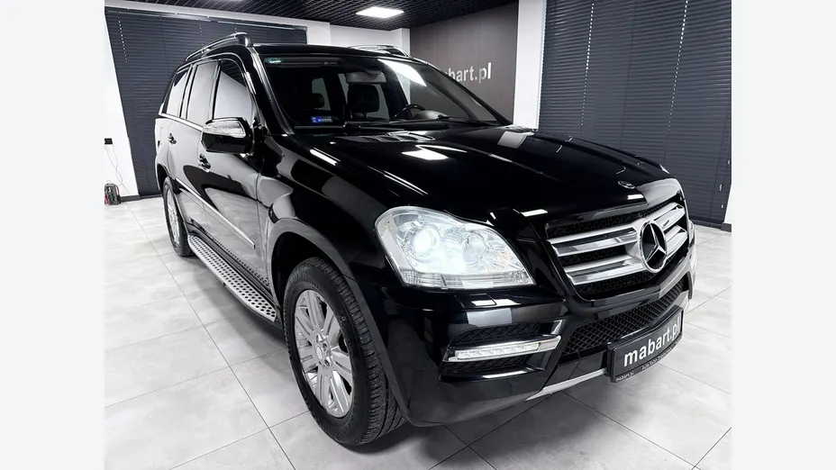 MERCEDES-BENZ GL -