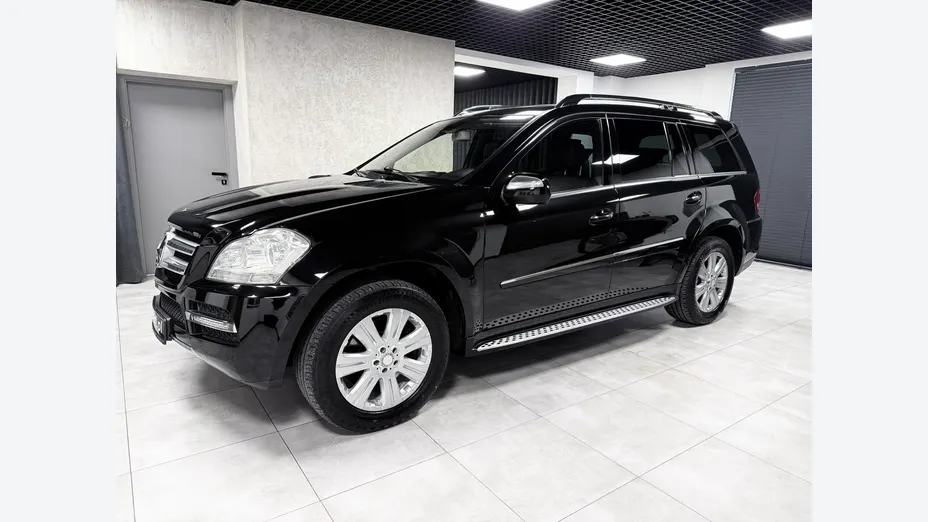 MERCEDES-BENZ GL -