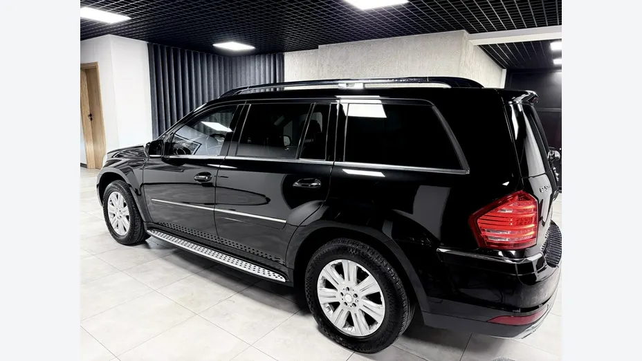 MERCEDES-BENZ GL -