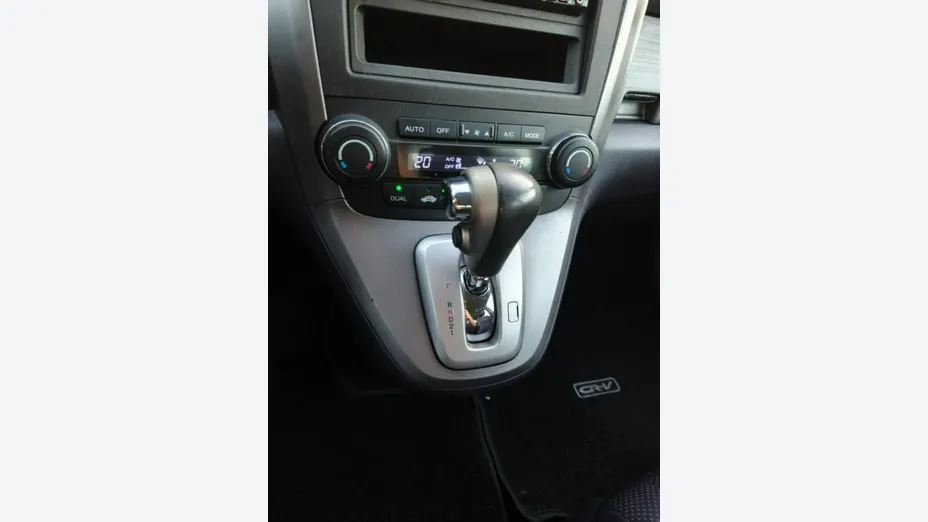 HONDA CR-V -