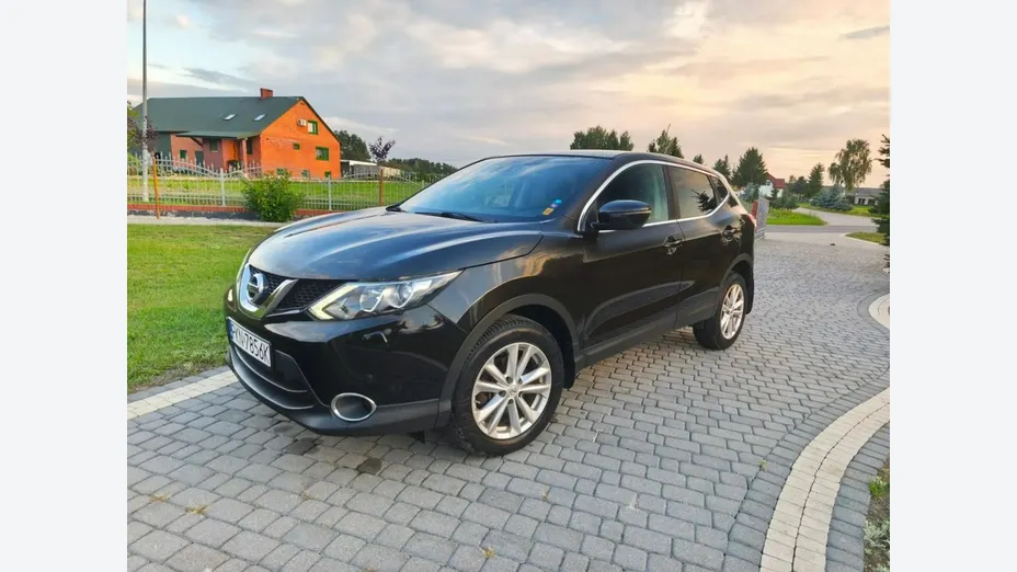 NISSAN Qashqai -