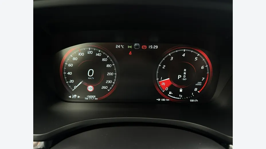 VOLVO V60 -