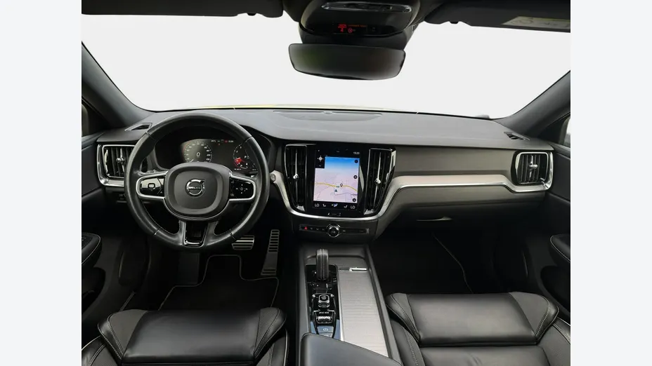 VOLVO V60 -
