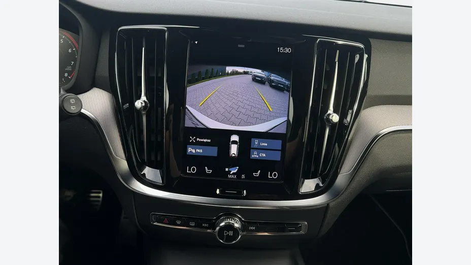VOLVO V60 -
