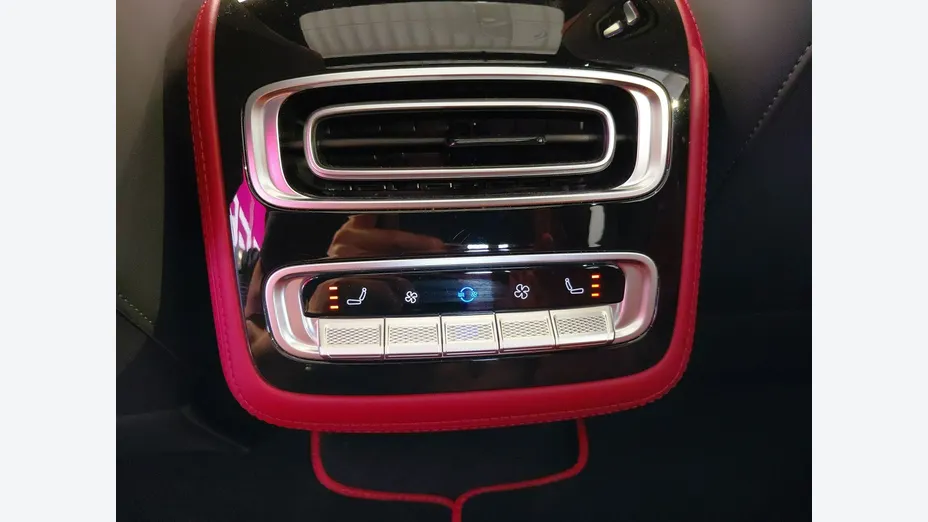 OMODA Omoda 9 -
