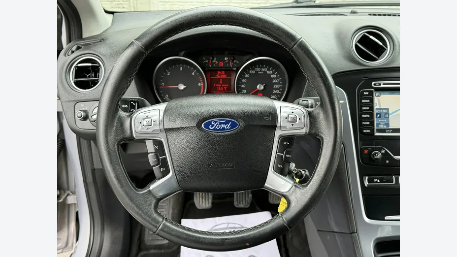FORD Mondeo -