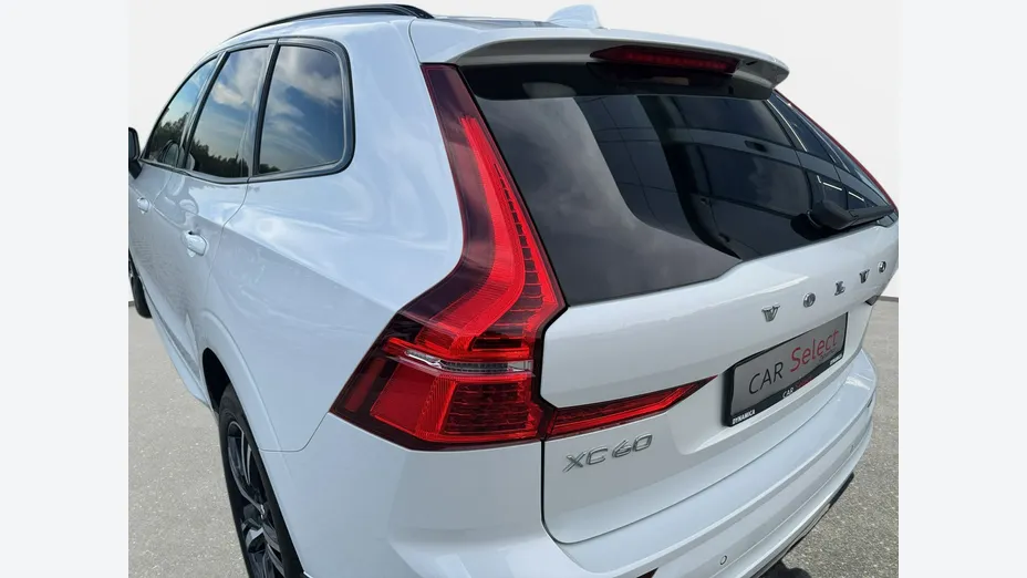 VOLVO XC60 -