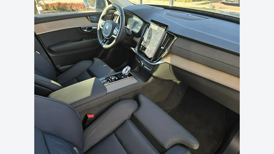 VOLVO XC90 -
