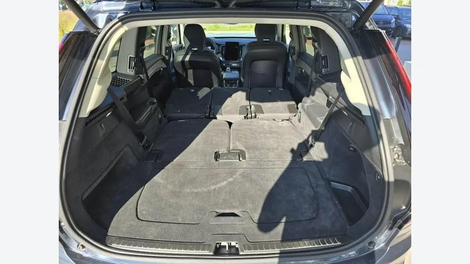 VOLVO XC90 -