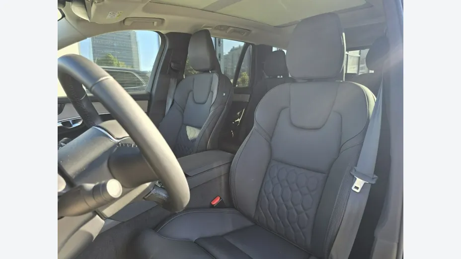 VOLVO XC90 -
