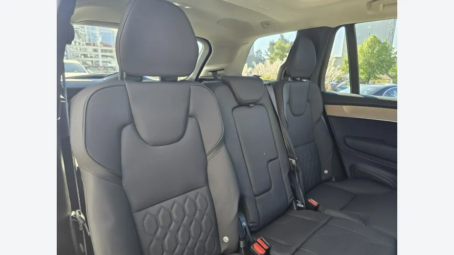VOLVO XC90 -
