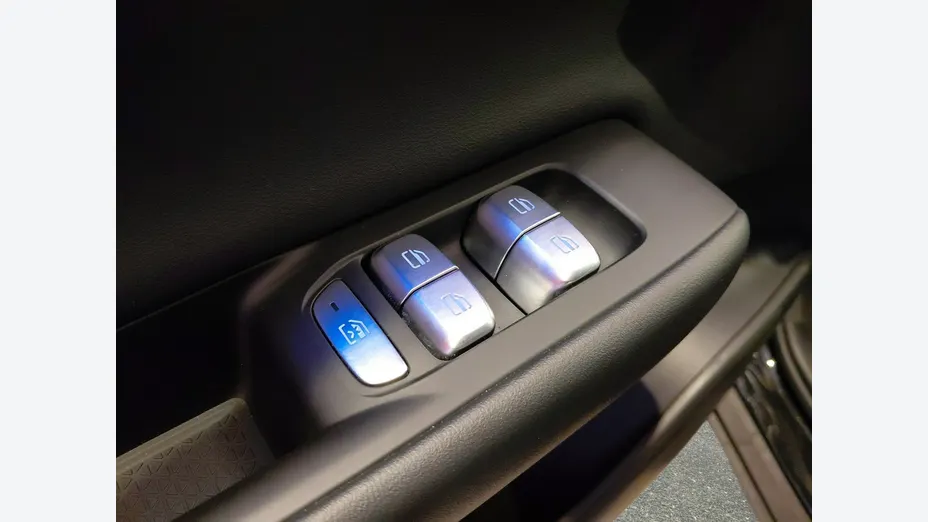 CHERY Tiggo 8 -