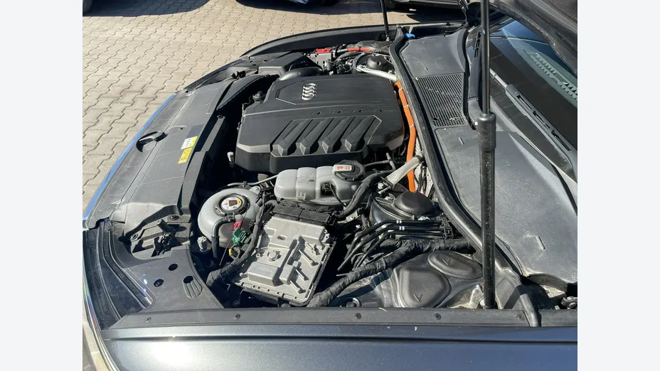 AUDI A6 Avant -