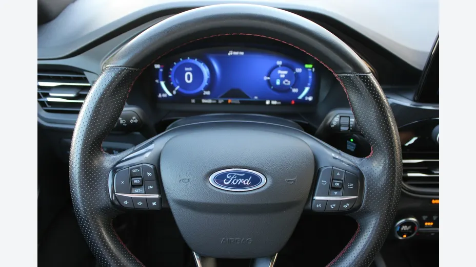 FORD Kuga -