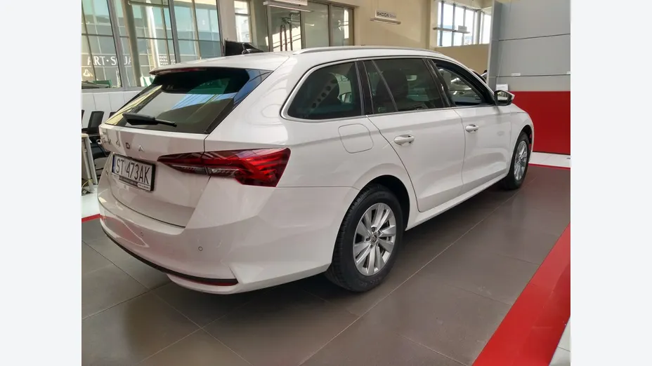 SKODA Octavia -