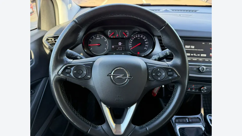 OPEL Crossland -