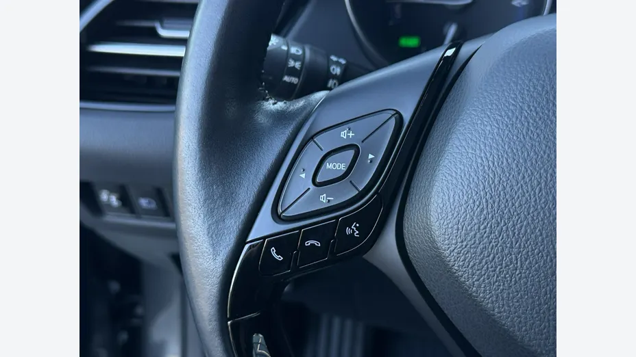 TOYOTA C-HR -