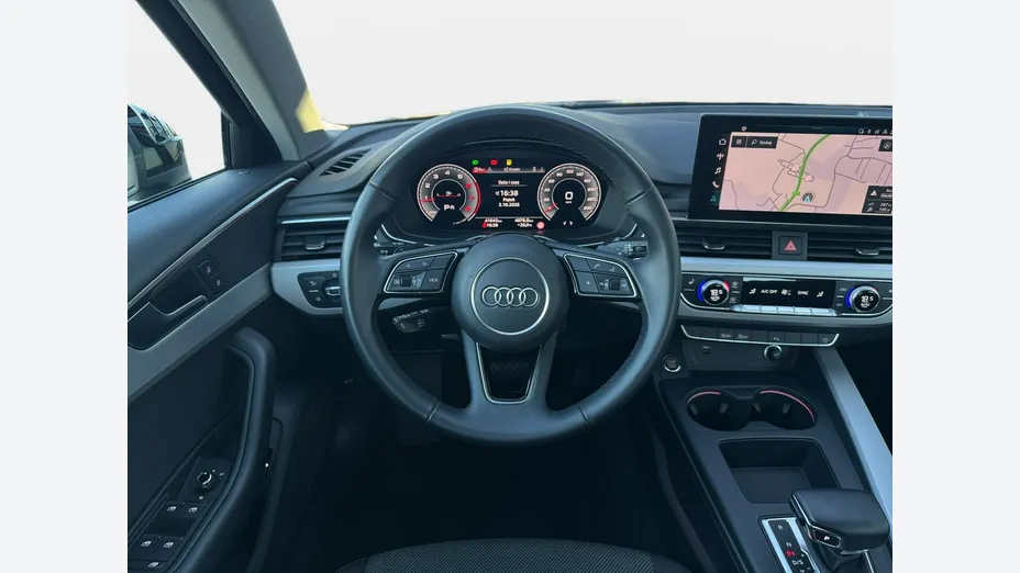 AUDI A4 -