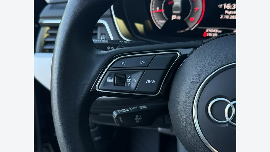 AUDI A4 -