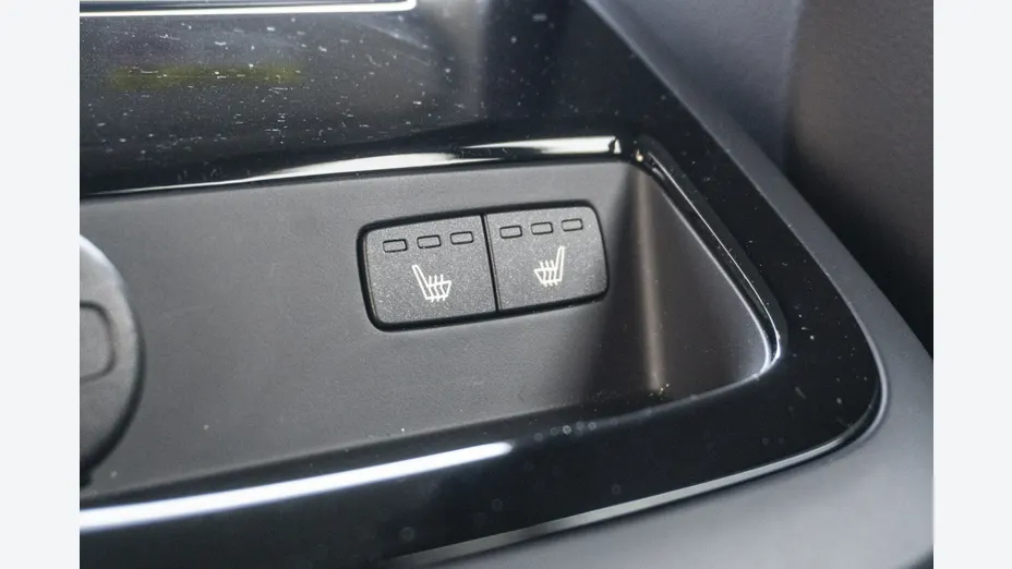 VOLVO V90 -