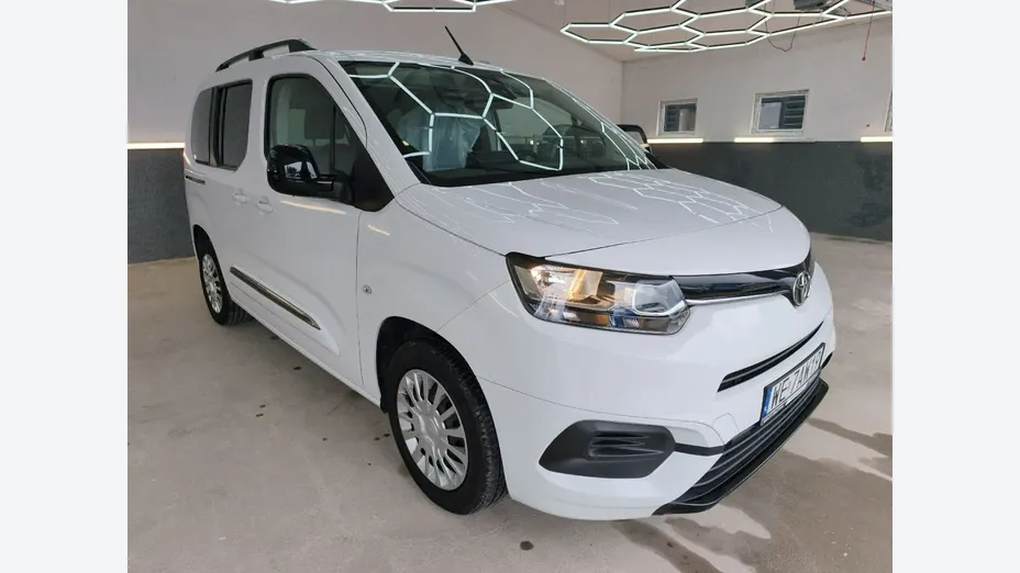 TOYOTA Proace City Verso -