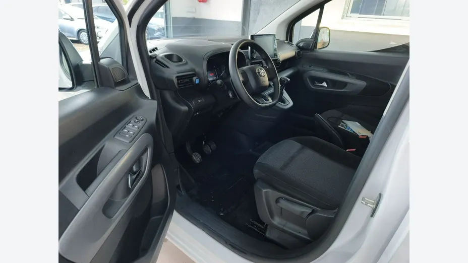 TOYOTA Proace City Verso -