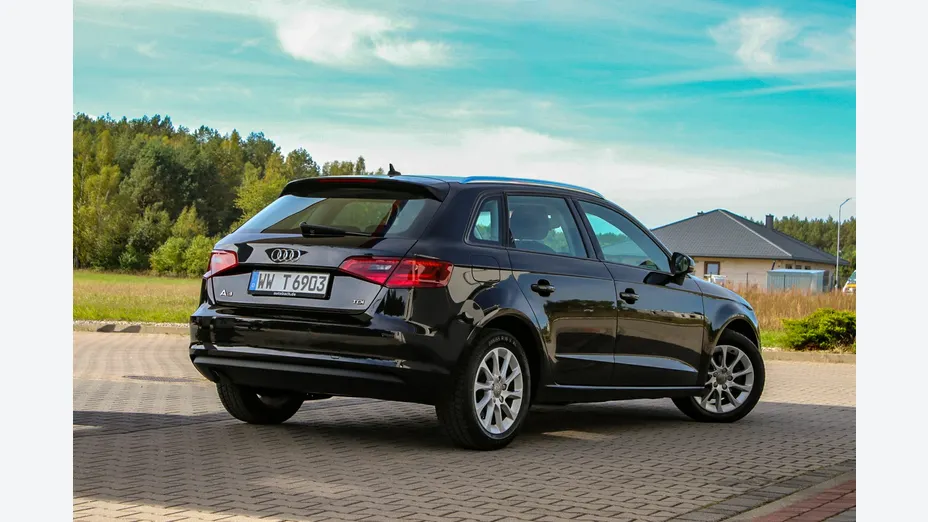 AUDI A3 Sportback -