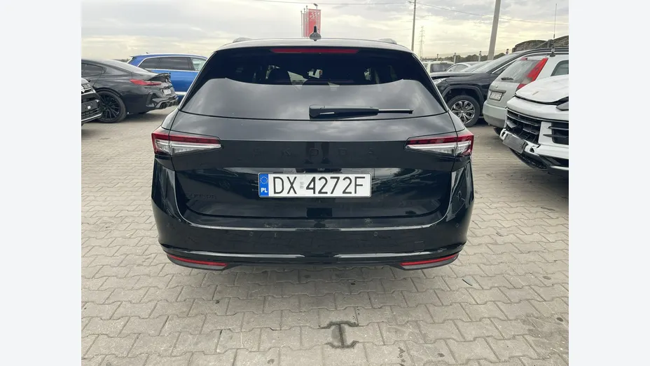 SKODA Superb -