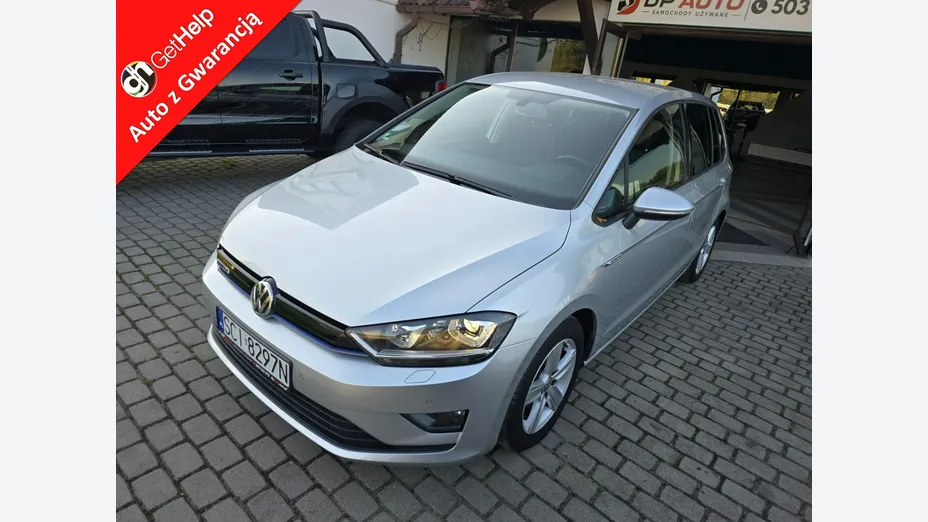 VOLKSWAGEN Golf Sportsvan -