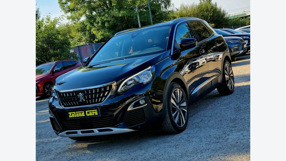 PEUGEOT 3008 -