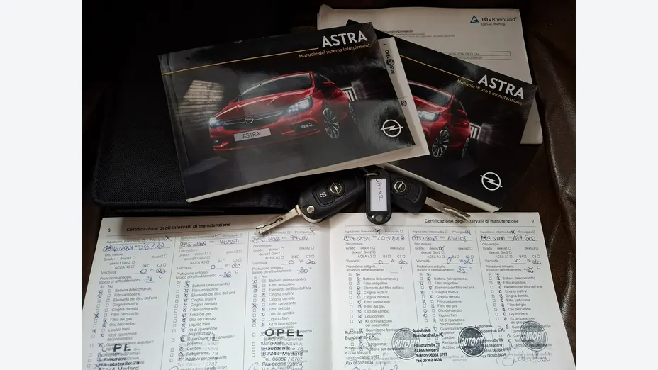 OPEL Astra -