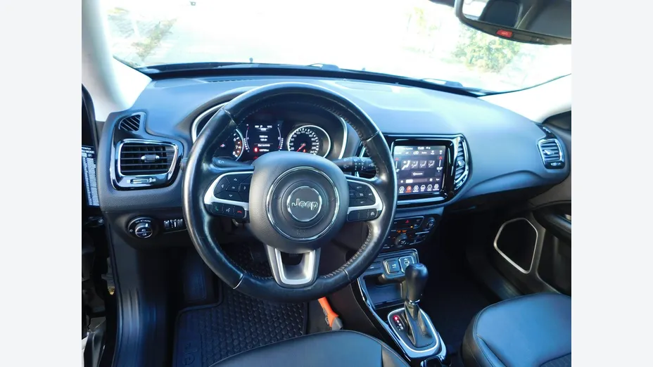 JEEP Compass -