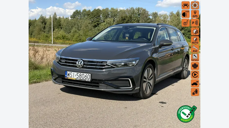VOLKSWAGEN Passat -