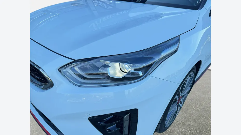 KIA ProCeed -
