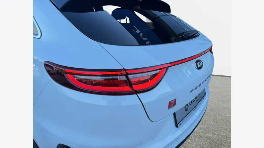 KIA ProCeed -